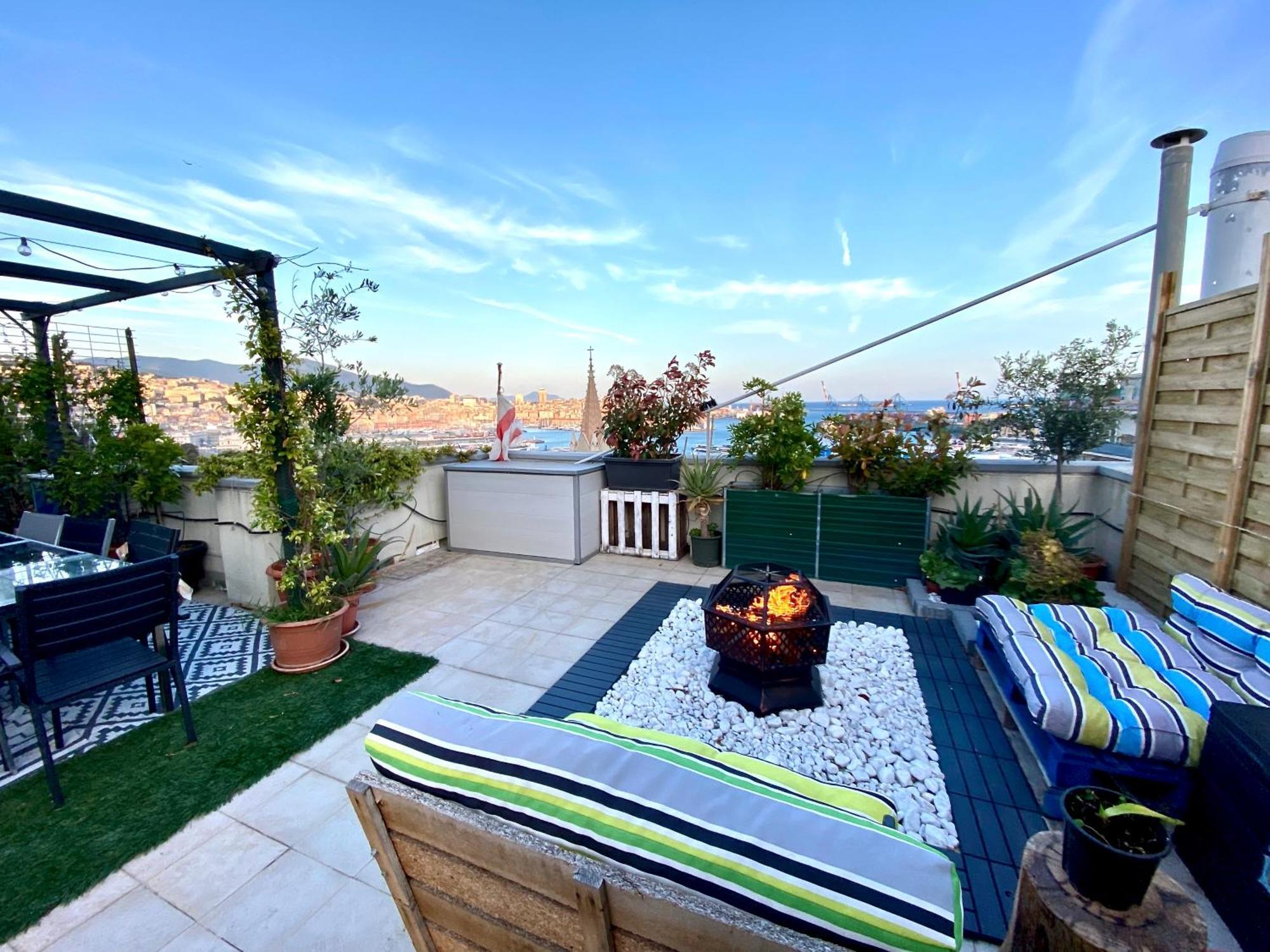 Apartment Terrazza Su - Attico Panoramico Vicino Acquario E Centro Citta Genua